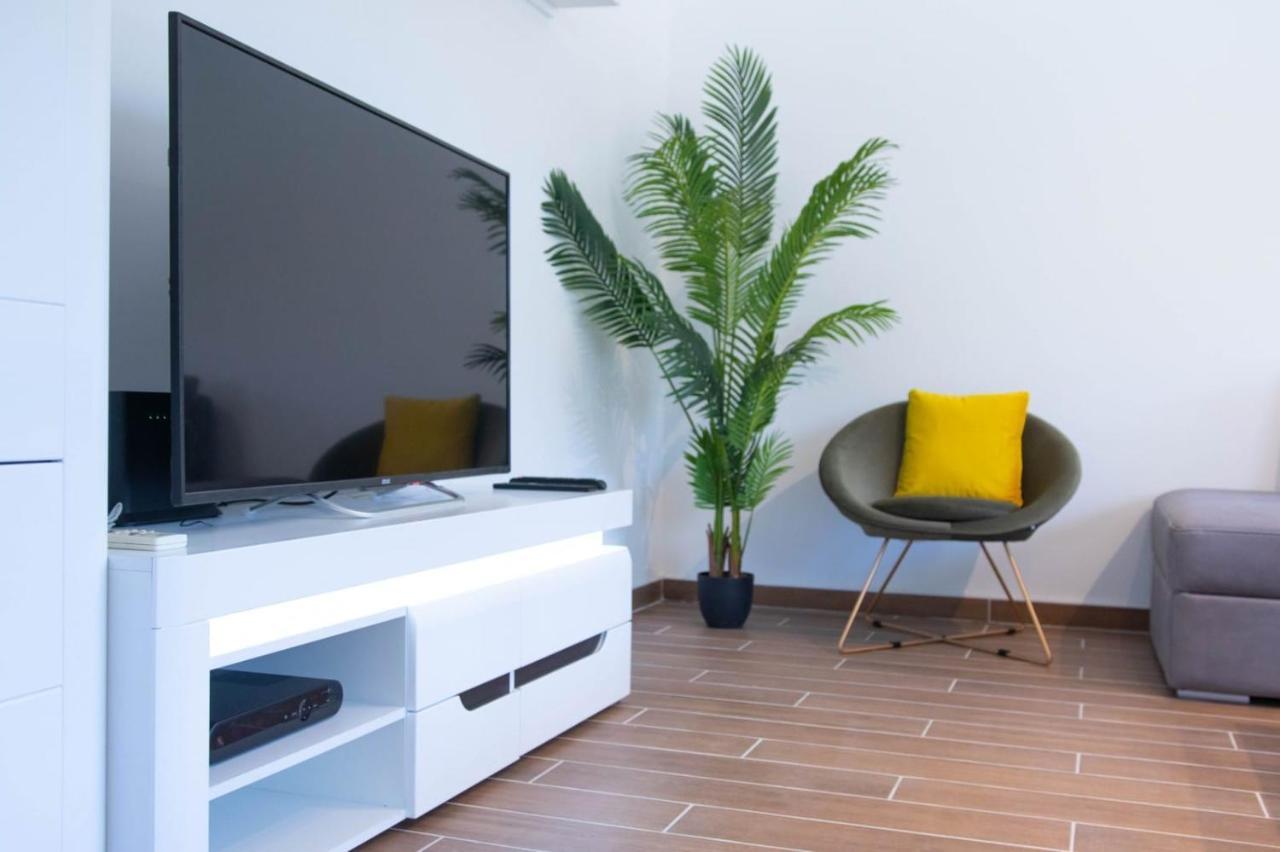 Campi D'Oro Apartman Kotor Kültér fotó